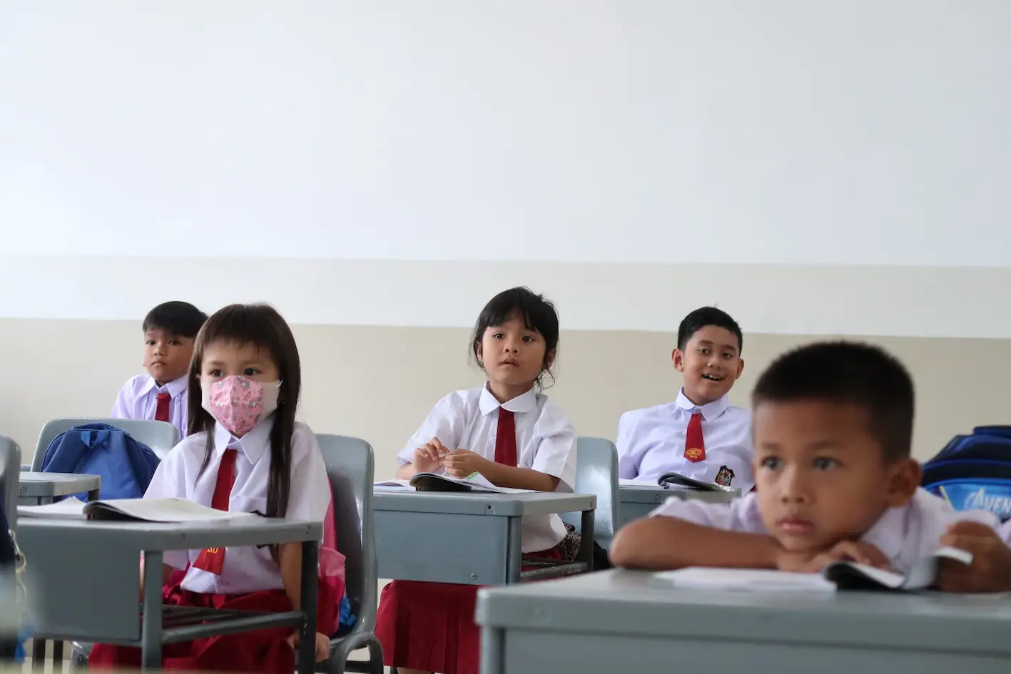 Pemprov Banten Perluas Akses Pendidikan, Siswa Putus Sekolah Kini Bisa Lanjut SMA Secara Daring