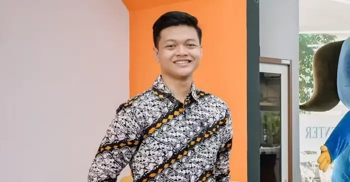 Dari Jualan Jamu hingga Jadi Lulusan Terbaik IPB, Kisah Inspiratif Nabil Bintang Prayoga