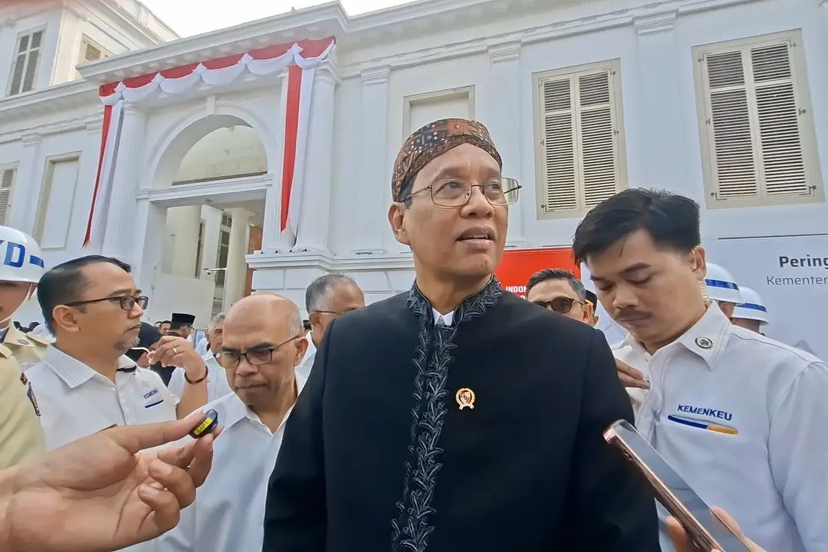 Purbaya Pastikan Pengalihan Guru PPPK ke Pemerintah Pusat Tak Ganggu Fiskal