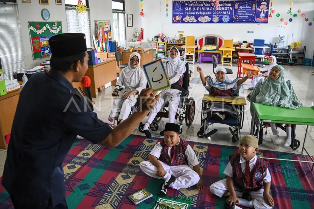 Kemendikdasmen Rilis Panduan Baru Pendidikan Inklusif, Apa Saja Isinya?