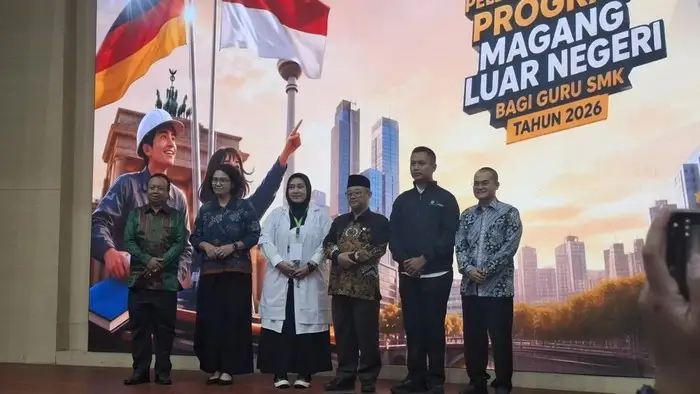Kemendikdasmen Kirim 50 Guru SMK Magang ke Jerman, Dalami Teknologi-Energi
