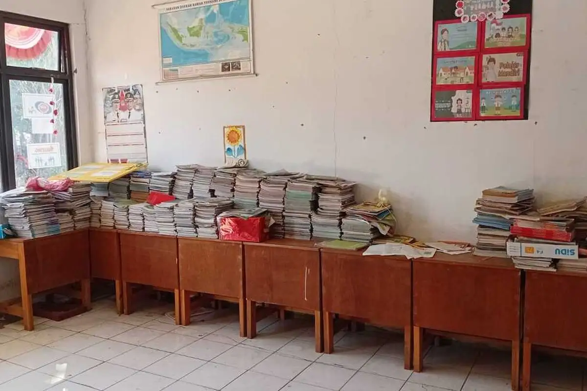 Keterbatasan Fasilitas, SDN 78 Manado Manfaatkan Bekas Ruang Kepala Sekolah