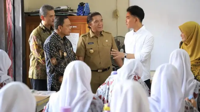 Tinjau Kasus Keracunan MBG di Batang, Wapres Gibran Tuntut Investigasi Transparan dan Bebaskan Biaya Pengobatan Korban