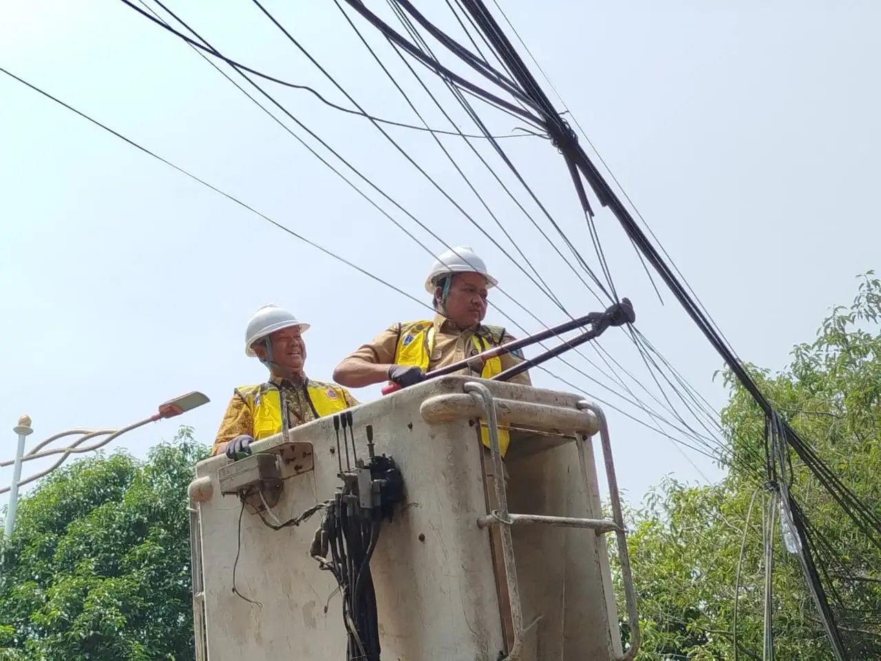 Kabel Semrawut Mulai Ditata, Jakarta Targetkan selesai Lima Tahun