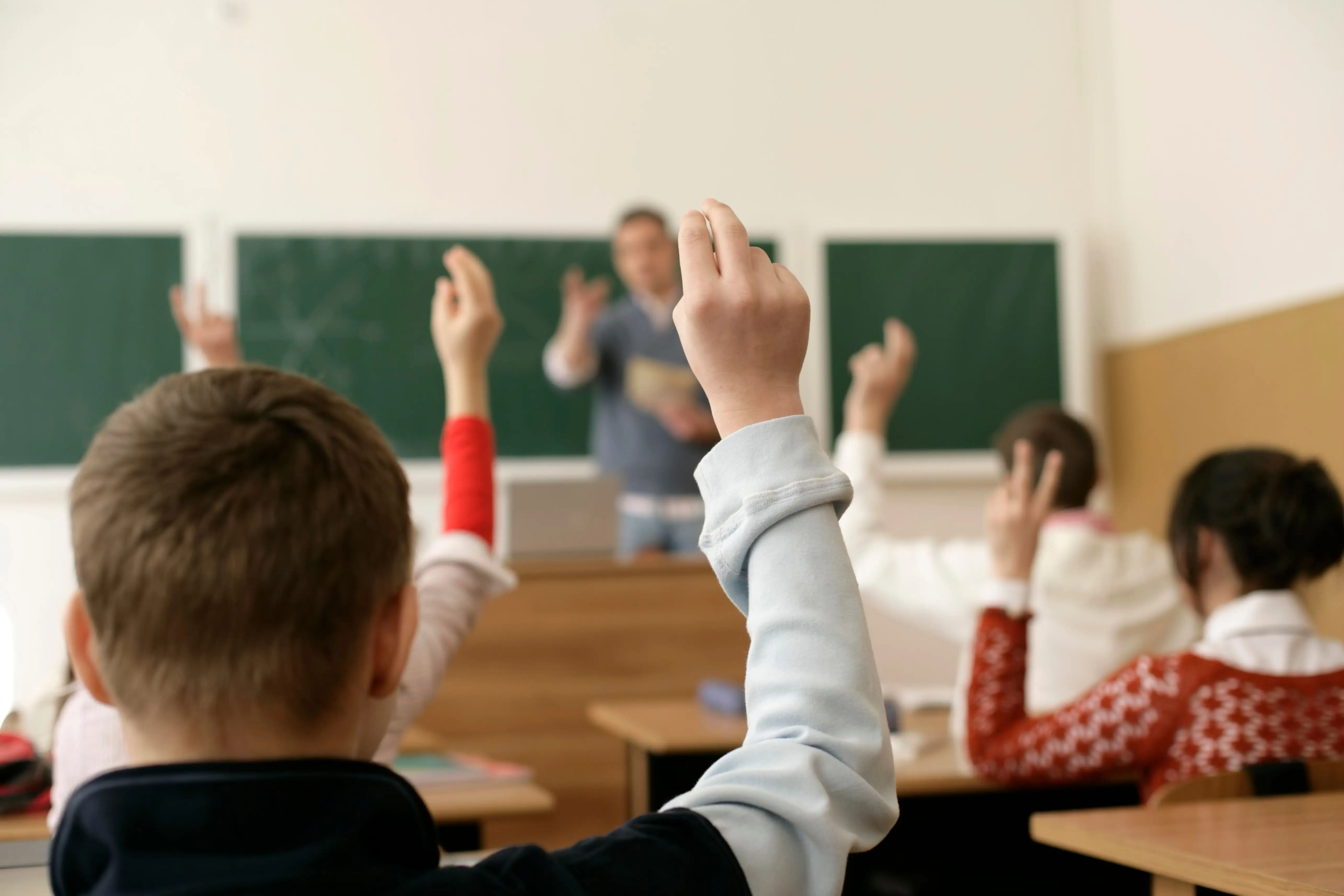 Seni Bertanya di Kelas: Mengatasi Rasa Insecure agar Nggak Malu Berpendapat