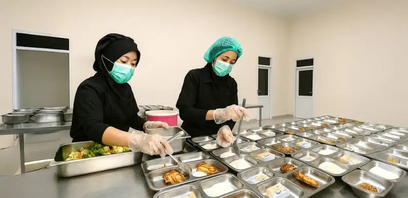 Mendagri Beri Tenggat 1 Minggu untuk Pemda Pembentukan Satgas Makan Bergizi Gratis