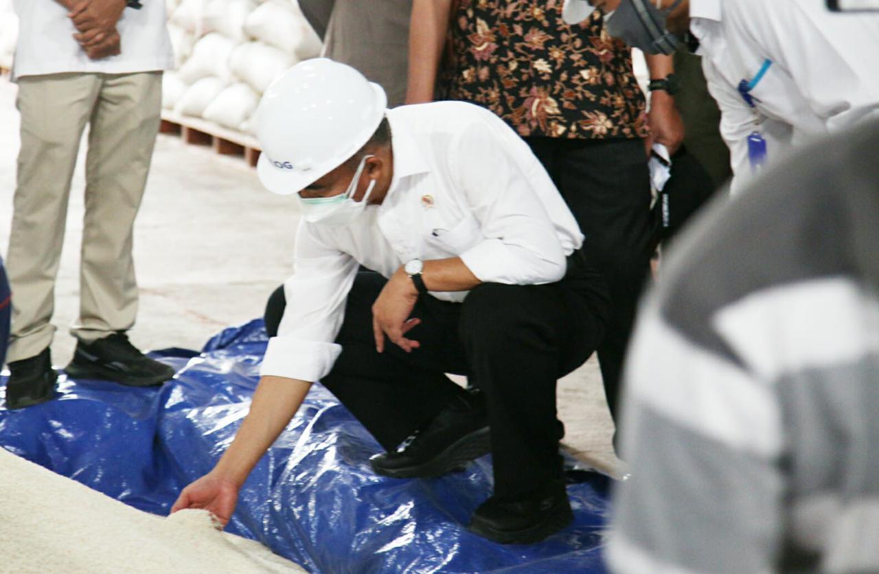 Badan Pangan Nasional Gandeng Kemenhub Kirim Beras dari Jawa Timur ke NTT lewat Tol Laut