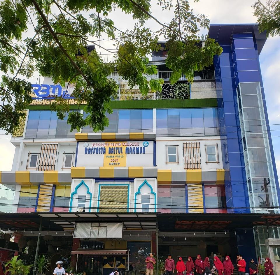 SMA.Islam Terpadu Raffasya Baitul  Makmur  Kota  Makassar Tergabung Urutan ke 2078 di Schoolmedia