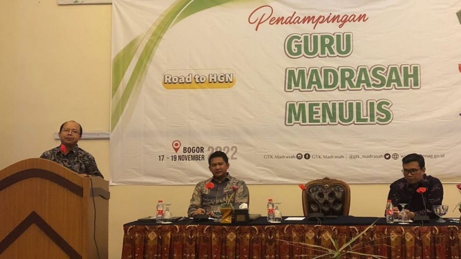 Program Pendampingan Guru Madrasah Menulis Diarahkan ke Publikasi Ilmiah